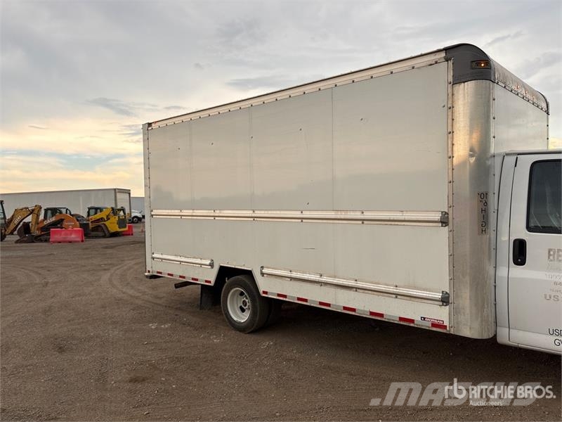 GMC Savana G3500 4x2 Van Truck Van Body Trucks