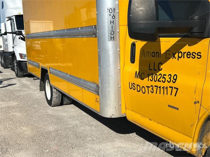 GMC Savana G3500 4x2 Van Truck Sanduk kamioni