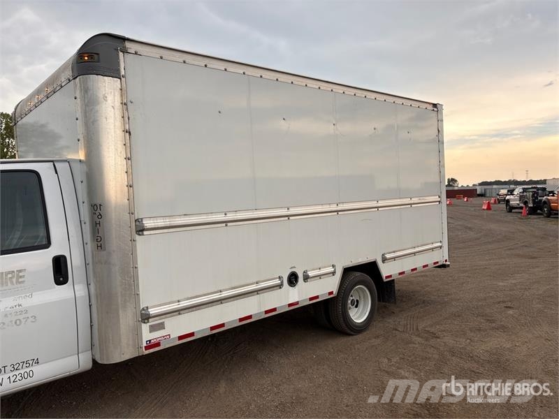 GMC Savana G3500 4x2 Van Truck Van Body Trucks