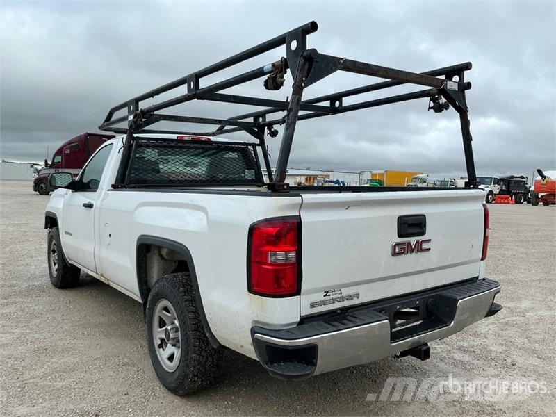 GMC Sierra 1500 Otros