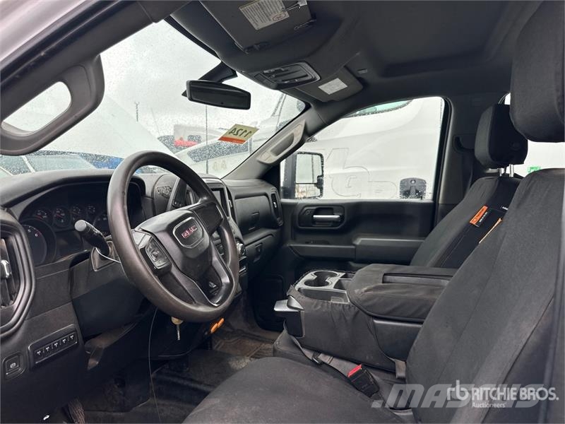 GMC Sierra 2500HD Andere Transporter
