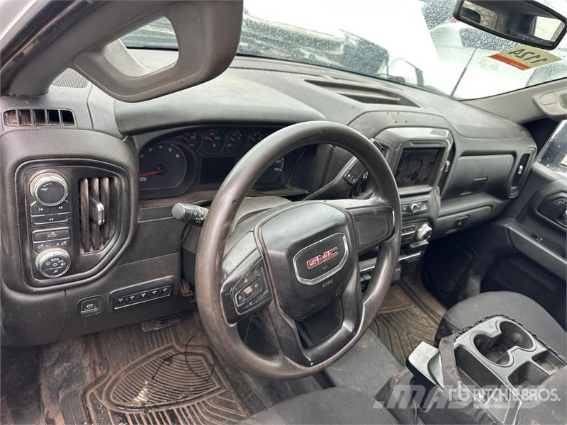 GMC Sierra 2500HD Andere Transporter