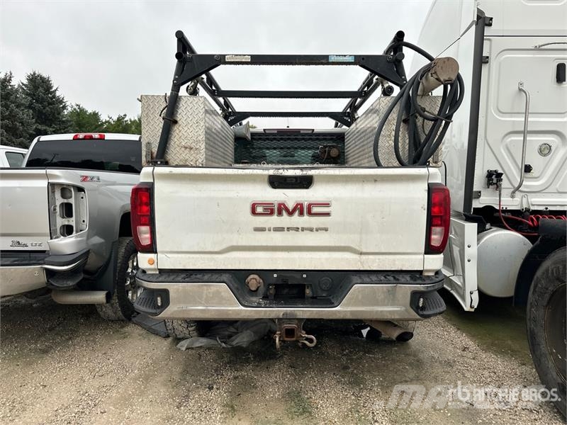 GMC Sierra 2500HD Andere Transporter