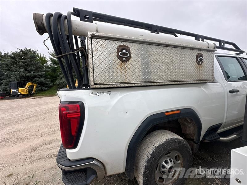 GMC Sierra 2500HD Andere Transporter