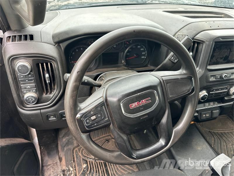 GMC Sierra 2500HD Andere Transporter