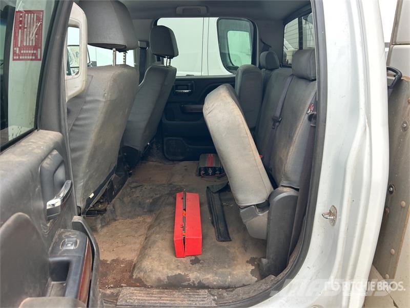GMC Sierra 3500HD Utility Truck Pick up/Dropside