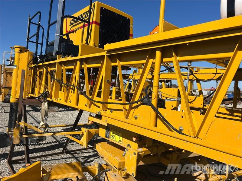 Gomaco C-450 Bridge Deck Finisher Outros Florestal