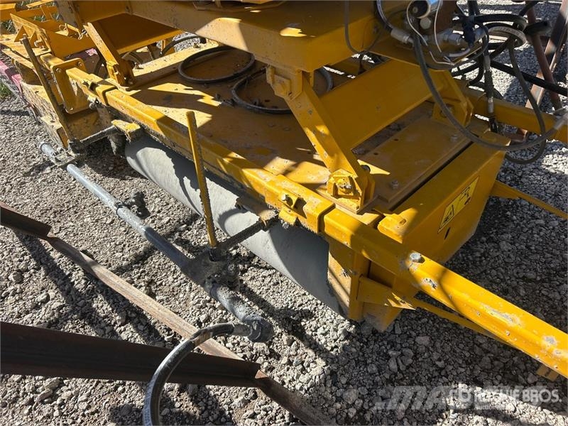 Gomaco C-450 Bridge Deck Finisher Outros Florestal