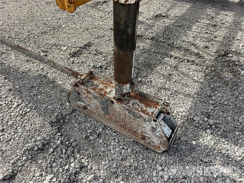 Gomaco C-450 Bridge Deck Finisher Otros