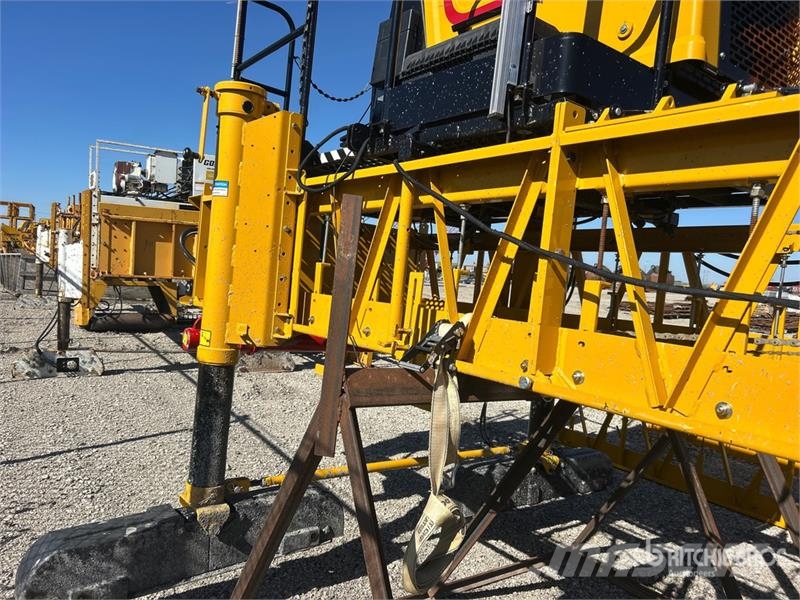 Gomaco C-450 Bridge Deck Finisher Outros Florestal