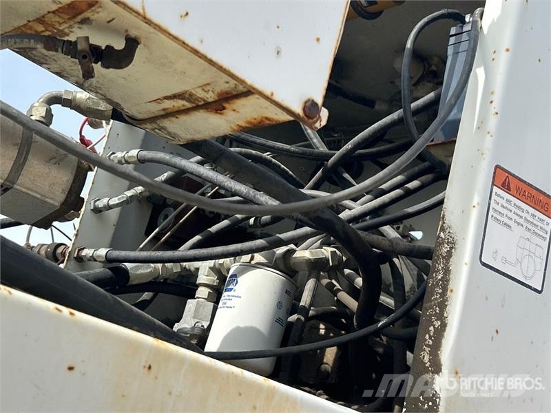 Gomaco C-450 Bridge Deck Finisher Otros