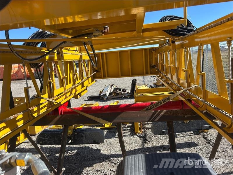 Gomaco C-450 Bridge Deck Finisher Outros Florestal