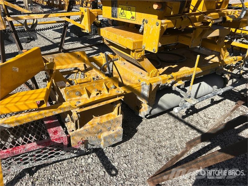 Gomaco C-450 Bridge Deck Finisher Outros Florestal
