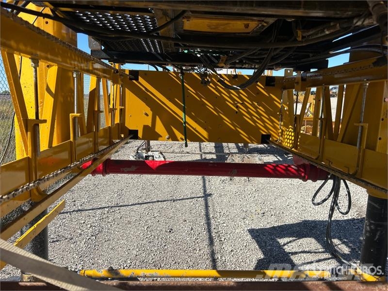 Gomaco C-450 Bridge Deck Finisher Outros Florestal