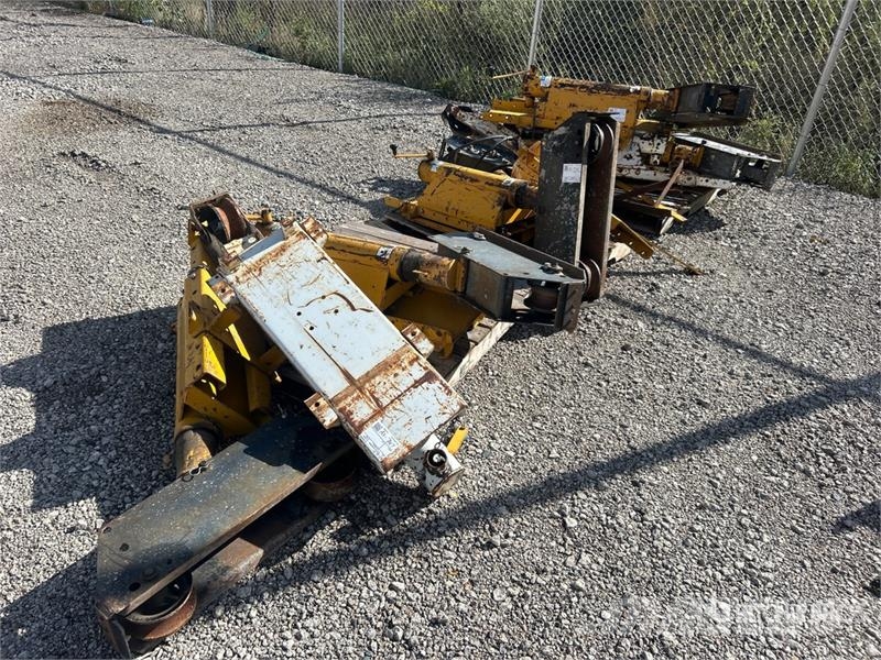 Gomaco of Gomaco Bridge Deck Legs 其他