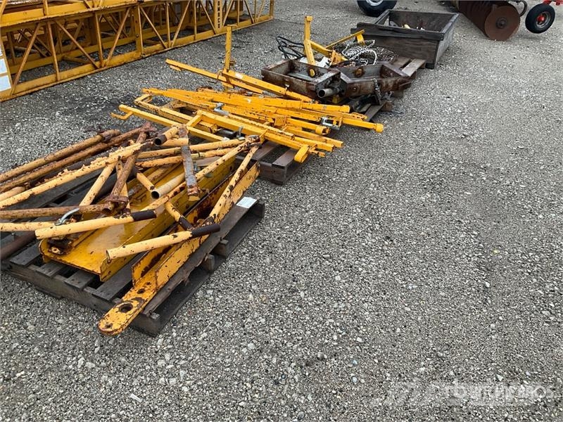 Gomaco of Gomaco Bridge deck parts Sonstige Baumaschinen