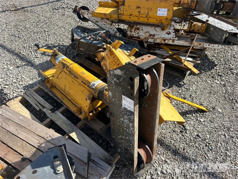 Gomaco of Gomaco Bridge Deck Legs 其他
