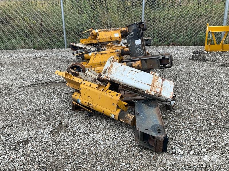 Gomaco of Gomaco Bridge Deck Legs Sonstige Baumaschinen
