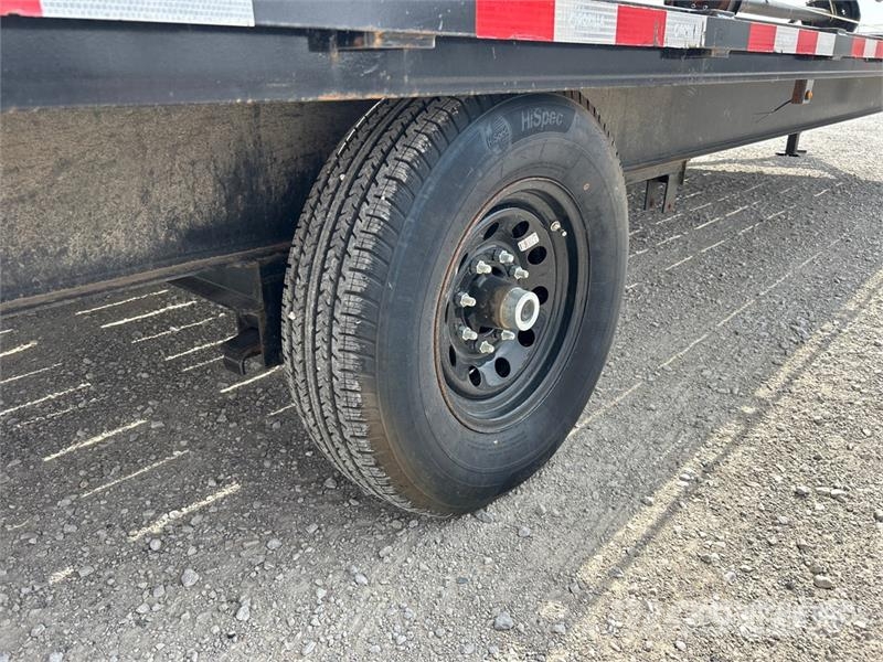  Gorilla 25DO7K 25 ft T/A Equipment Trailer (Inoper مقطورات مركبات نقل