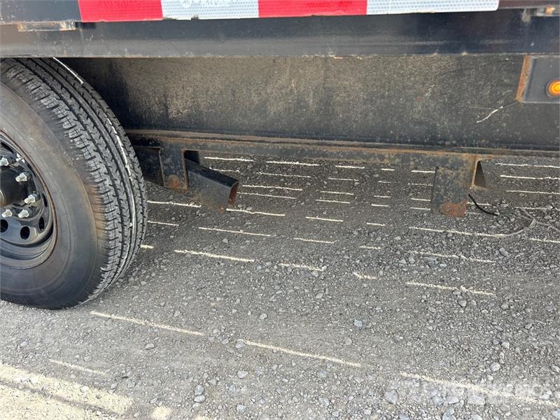  Gorilla 25DO7K 25 ft T/A Equipment Trailer (Inoper مقطورات مركبات نقل