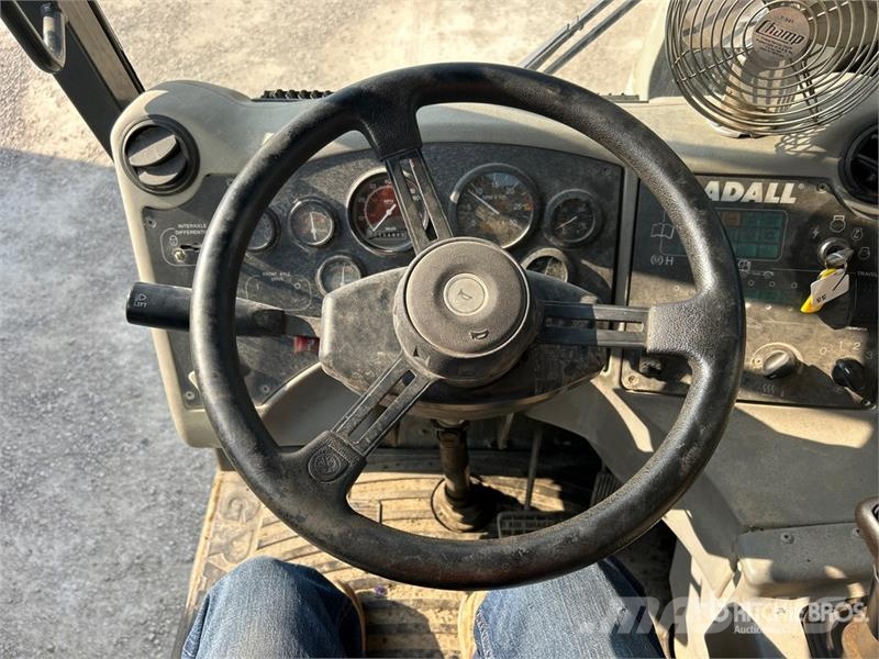 Gradall XL4100 Εκσκαφείς με τροχούς - λάστιχα