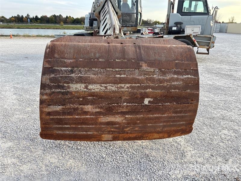 Gradall XL4100 Series II Hjulgravere