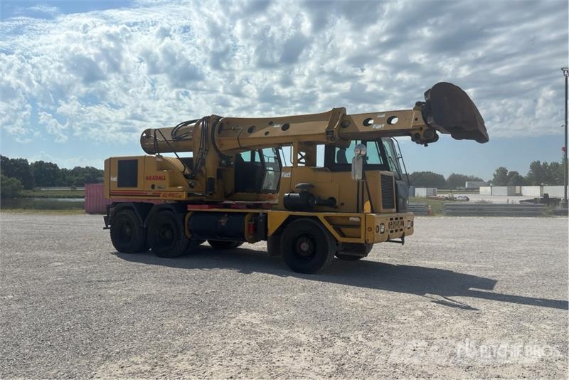 Gradall XL4100 Series IV Wheel Excavator Ratasekskavaatorid