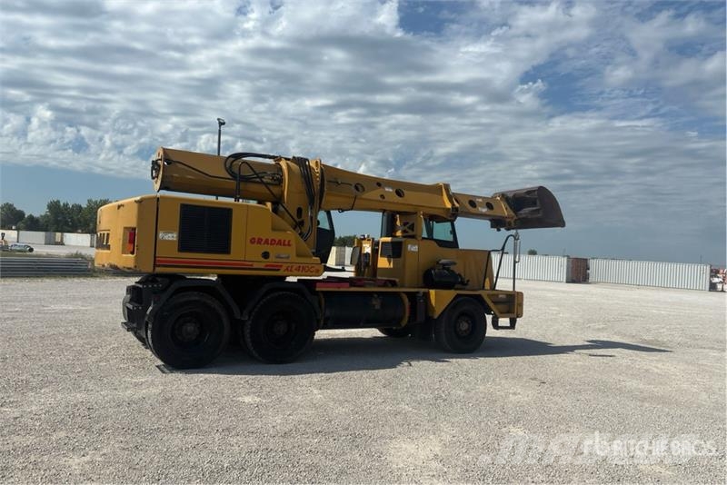 Gradall XL4100 Series IV Wheel Excavator Ratasekskavaatorid