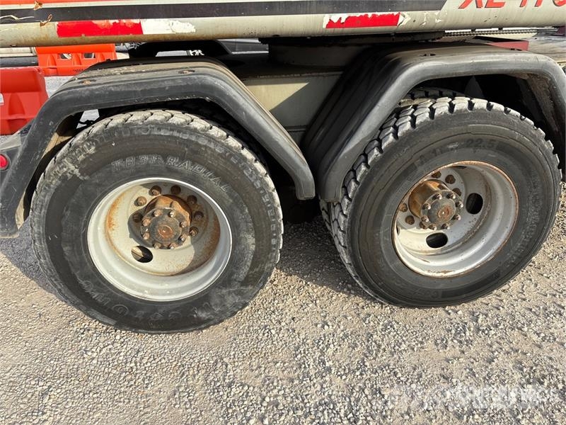 Gradall XL4100 Series II Hjulgravere