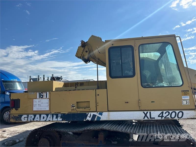 Gradall XL4200 Rupsgraafmachines