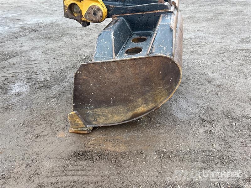 Gradall XL5200SV Tracked Excavator Kāpurķēžu ekskavatori