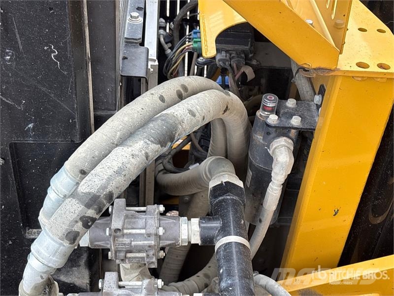 Gradall XL5200SV Tracked Excavator Kāpurķēžu ekskavatori
