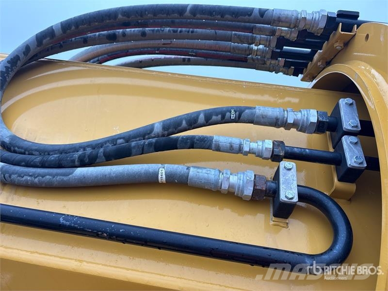 Gradall XL5200SV Tracked Excavator Kāpurķēžu ekskavatori
