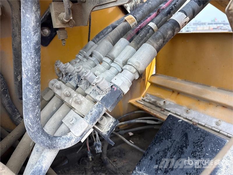 Gradall XL5200SV Tracked Excavator Kāpurķēžu ekskavatori