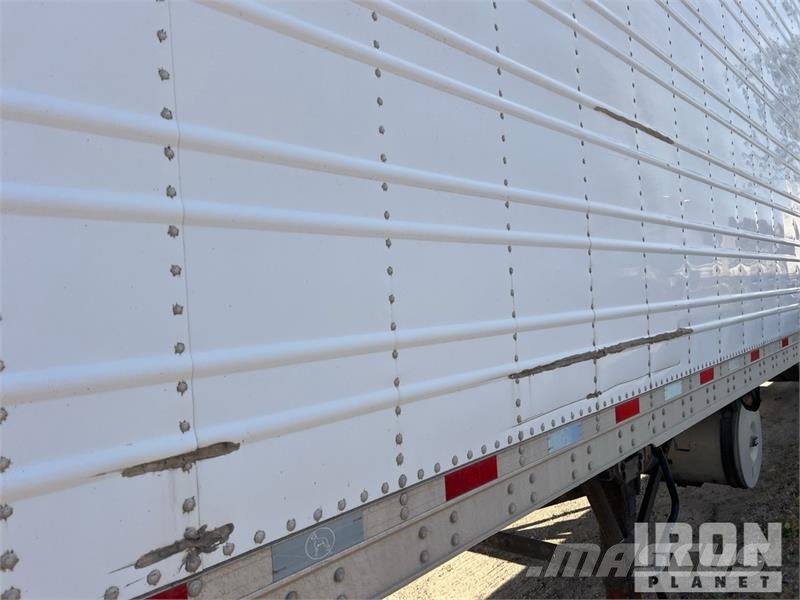 Great Dane 53 ft x 102 in T/A Refrigerated Trailer Piekabes ar temperatūras kontroli
