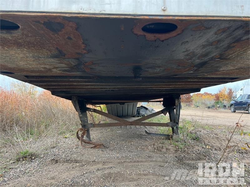Great Dane 53 ft x 102 in Van Trailer (Inoperable) Cajas de remolque