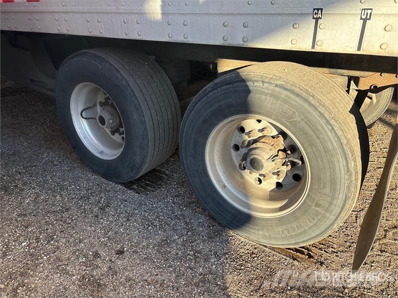 Great Dane 53 ft x 102 in T/A Van Trailer Furgons