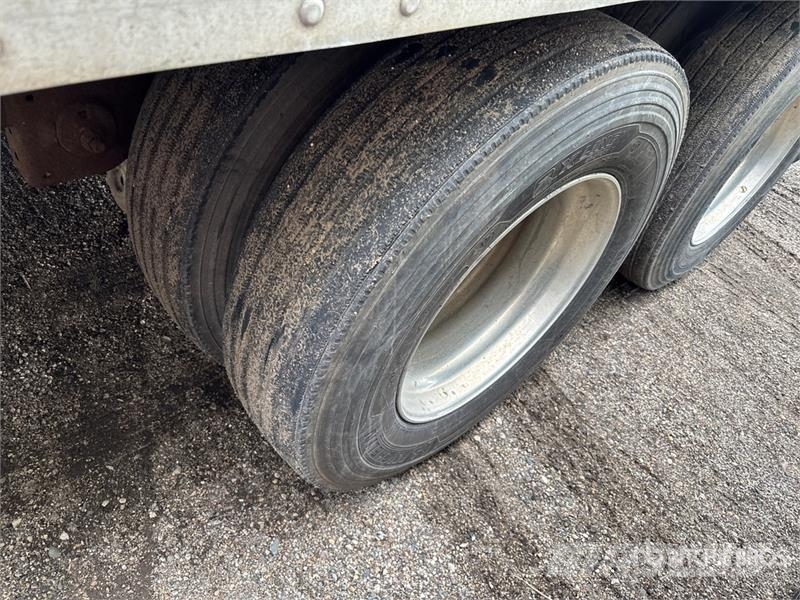 Great Dane CCC-3314-01053 53 ft x 102 in T/A Van Trailer Fast kasse