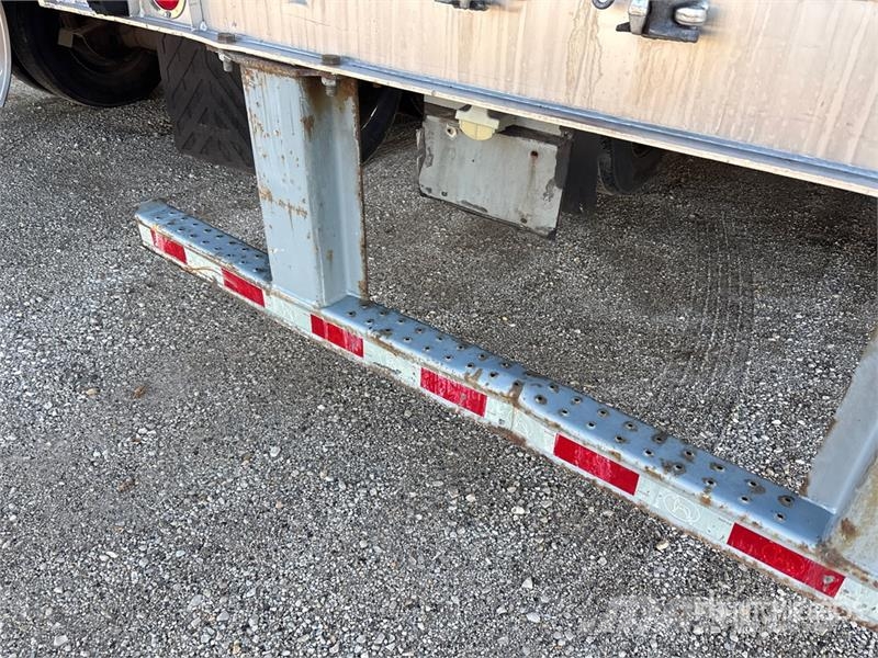 Great Dane CCC-3314-01053 53 ft x 102 in T/A Van Trailer مقطورات ذات هيكل صندوقي