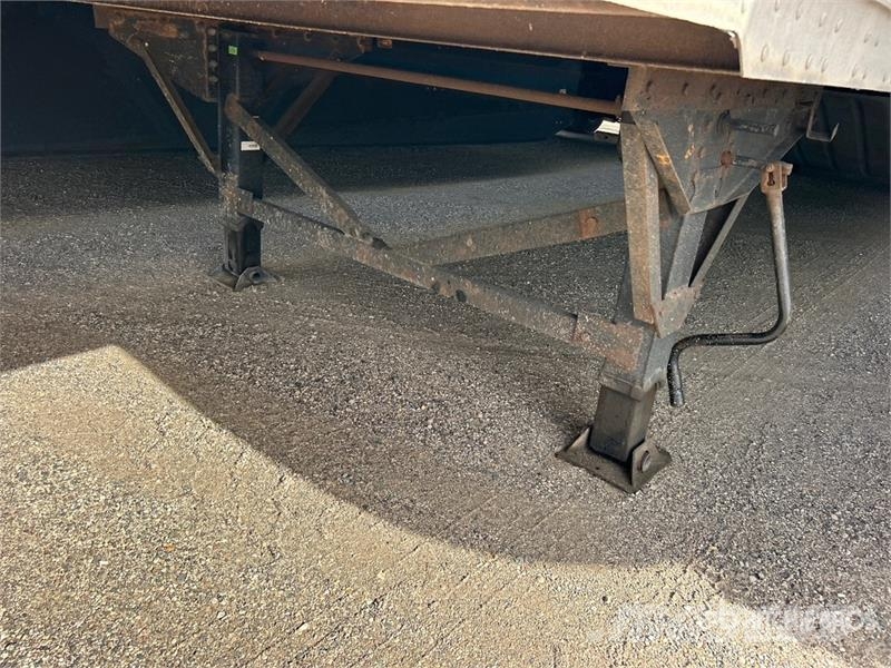 Great Dane CCC-3314-01053 53 ft x 102 in T/A Van Trailer مقطورات ذات هيكل صندوقي
