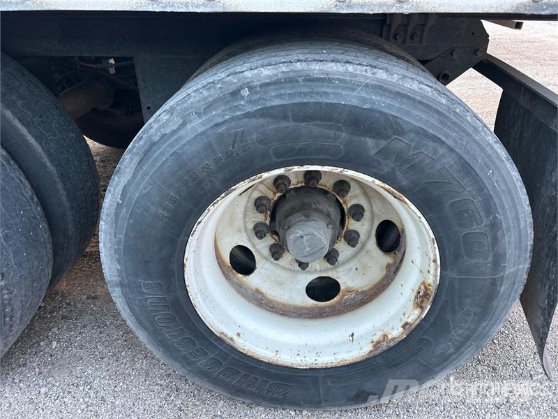 Great Dane CSE-1314-01053 53 ft x 102 in T/A Van Trailer Box body trailers