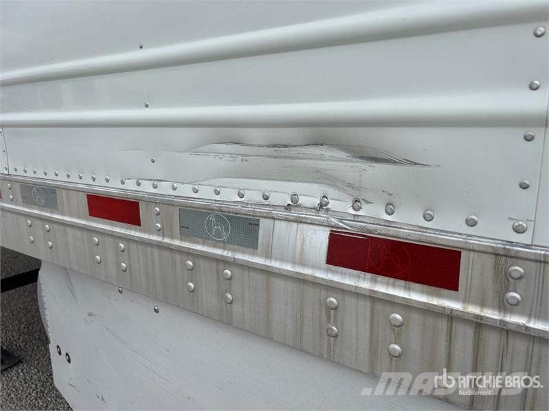 Great Dane ECL-1114-11053 53 ft x 102 in T/A Refrigerated Tra 冷凍冷蔵トレーラー