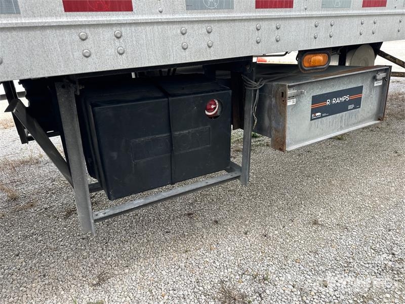 Great Dane ECM-1114-12148 48 ft x 102 in T/A Multi -Temp Refr Semi Reboques Isotérmicos