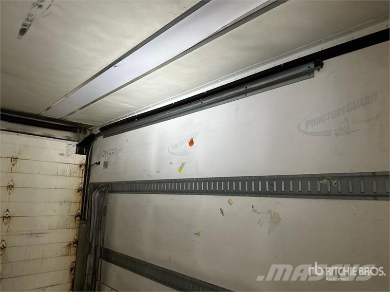 Great Dane ECM-1114-12148 48 ft x 102 in T/A Multi -Temp Refr Semi Reboques Isotérmicos