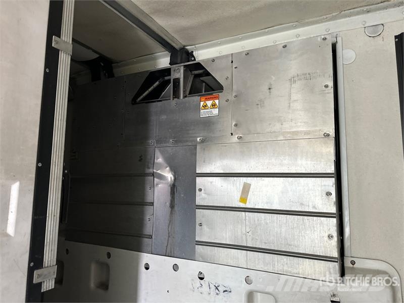 Great Dane ECM-1114-12148 48 ft x 102 in T/A Multi -Temp Refr Semi Reboques Isotérmicos