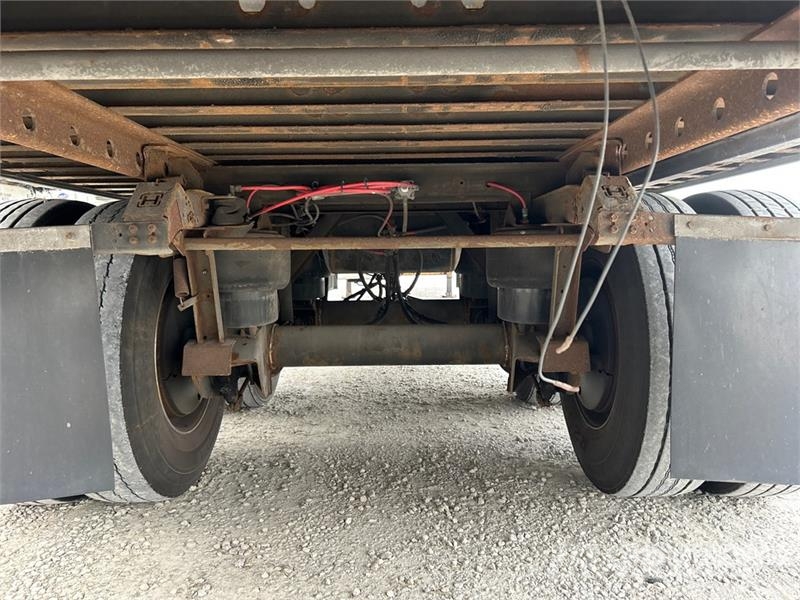 Great Dane ECM-1114-12148 48 ft x 102 in T/A Multi -Temp Refr Temperature controlled semi-trailers