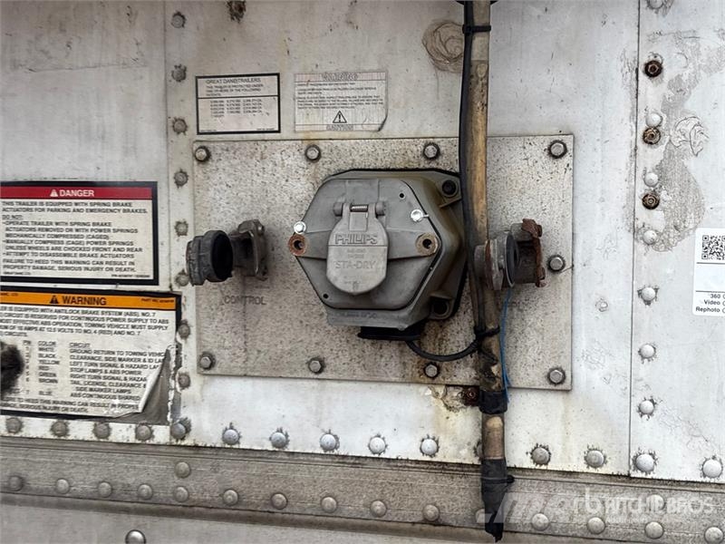 Great Dane ESS-1114-11053 53 ft x 102 in T/A Refrigerated Tra Temperature controlled semi-trailers