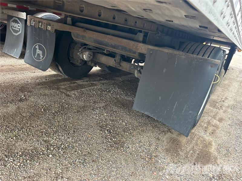 Great Dane ESS-1114-11053 53 ft x 102 in T/A Refrigerated Tra Temperature controlled semi-trailers