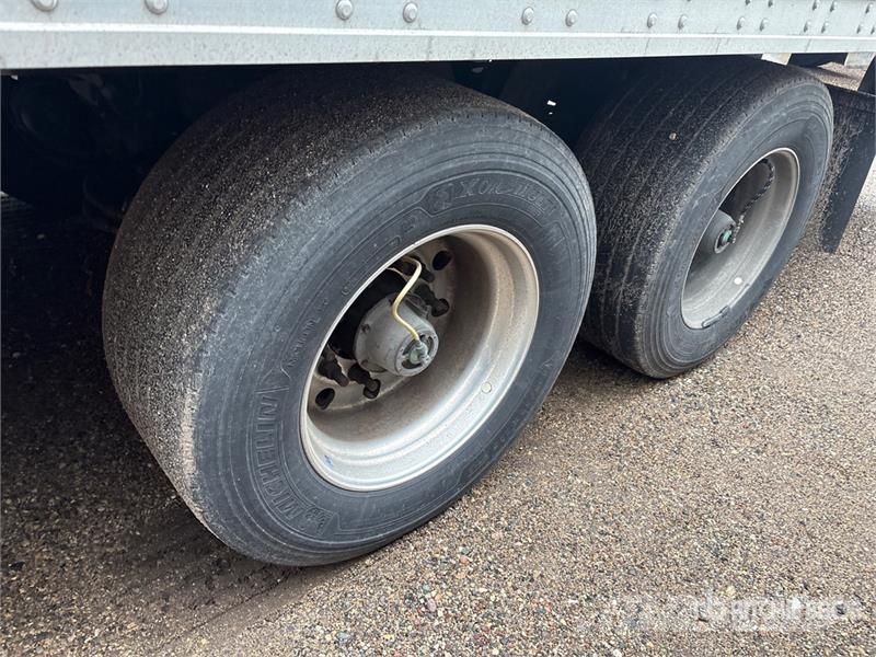 Great Dane ESS-1114-11053 53 ft x 102 in T/A Refrigerated Tra Temperature controlled semi-trailers