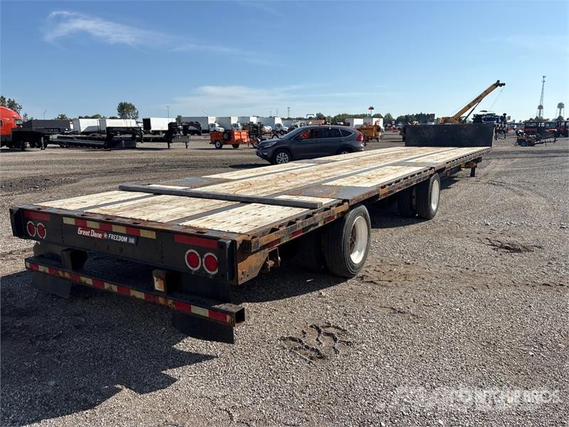 Great Dane FSD-0024-00048 17000 lb 48 ft T/A Step Deck Traile Низькорамні причепи